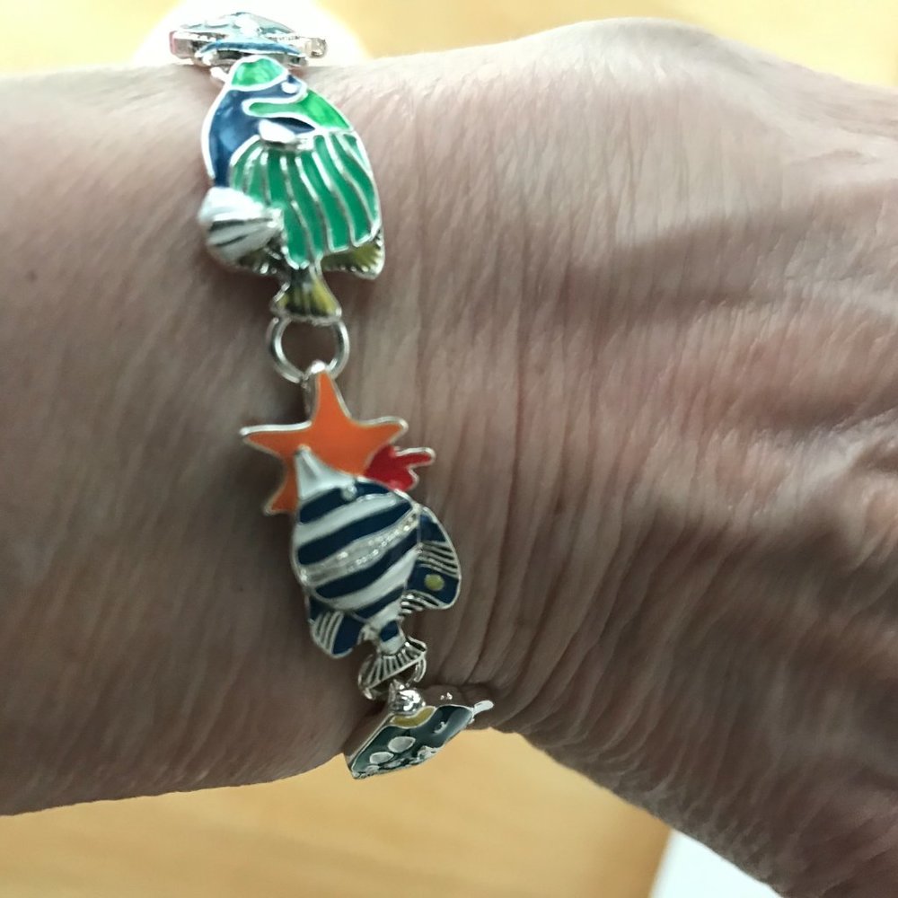 Fish Bracelet Magnetic Closure New Beach Jewelry - Picture 3 of 9